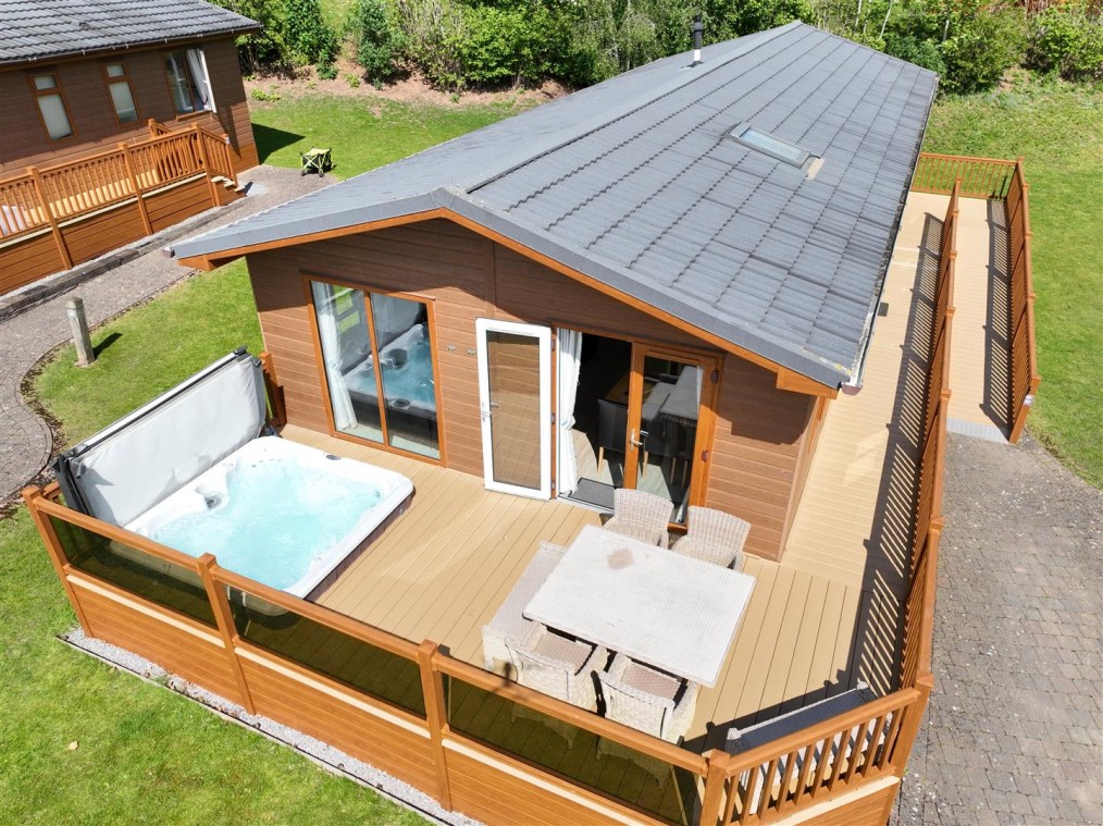 Cheddar Woods, Cheddar