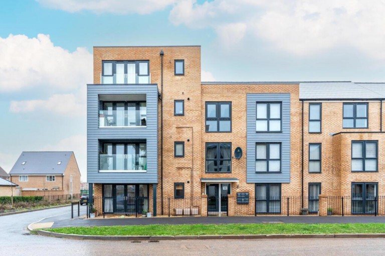 Flat 2, Cowleaze Path, Banwell