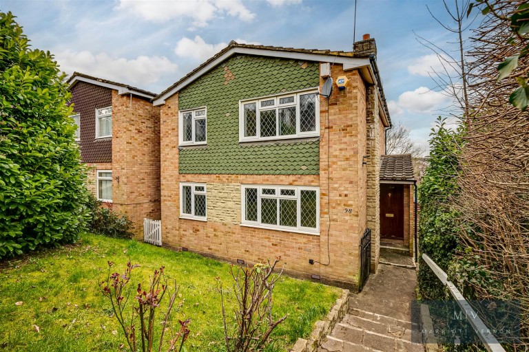 Hartley Down, Purley