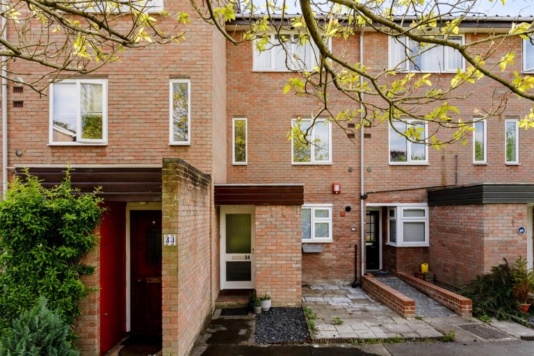 Engadine Close, Croydon