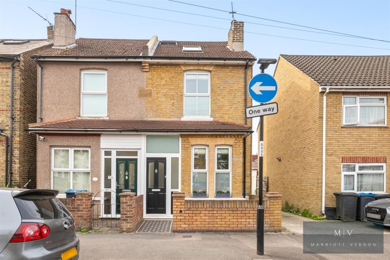 Newark Road, South Croydon