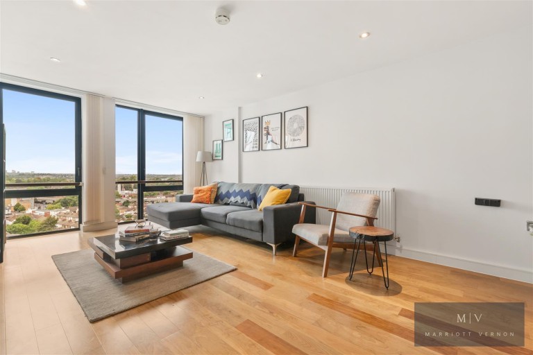 Masons Avenue, Croydon