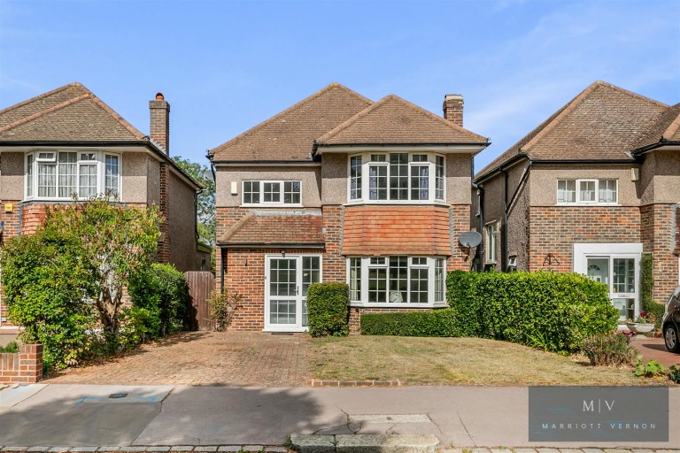 Lloyd Park Avenue, Croydon