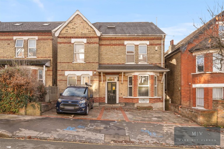 Birdhurst Rise, South Croydon