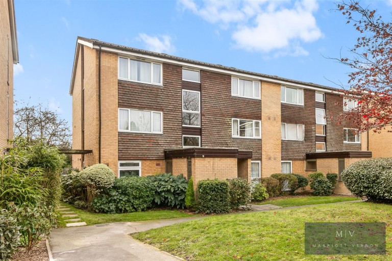 Green Acres, Croydon