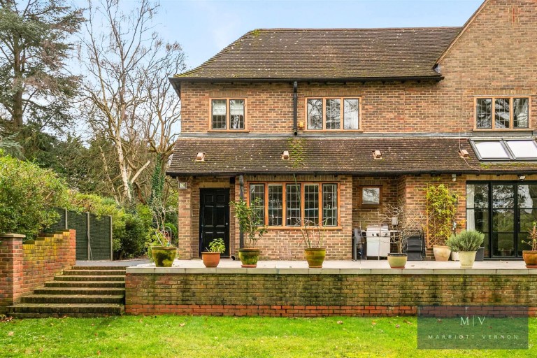 The South Border, Purley