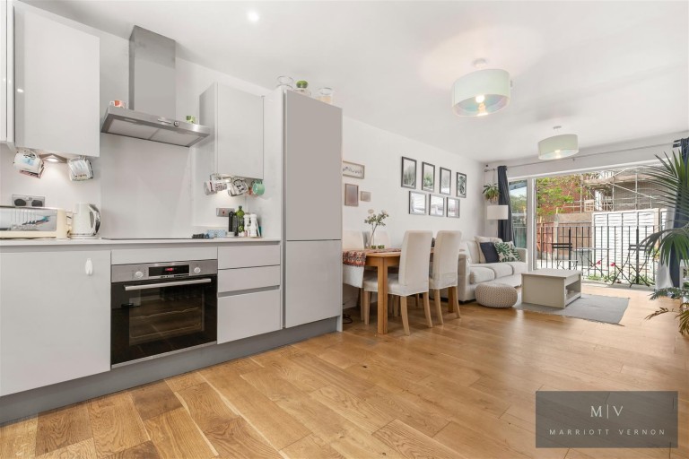 Selsdon Road, South Croydon