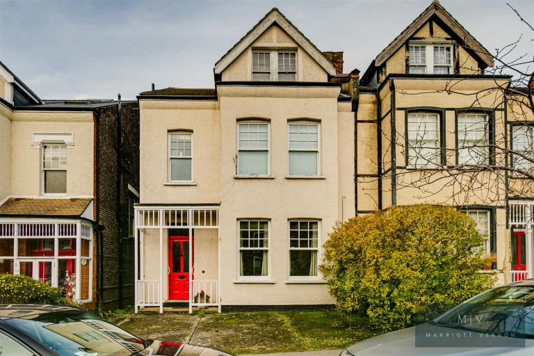 21 Woodstock Road, Croydon