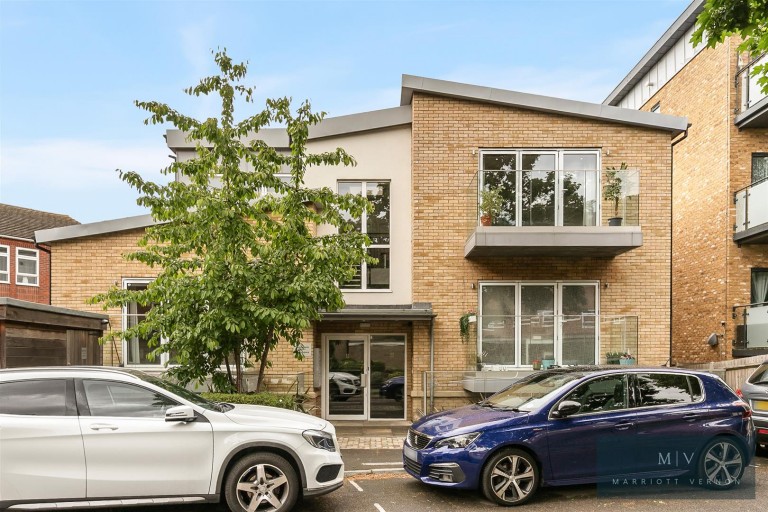 The Avenue, Croydon