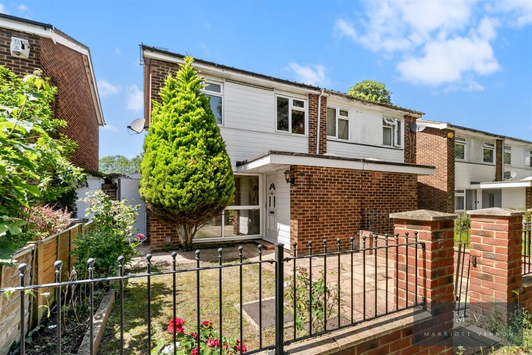 Birdhurst Avenue, South Croydon