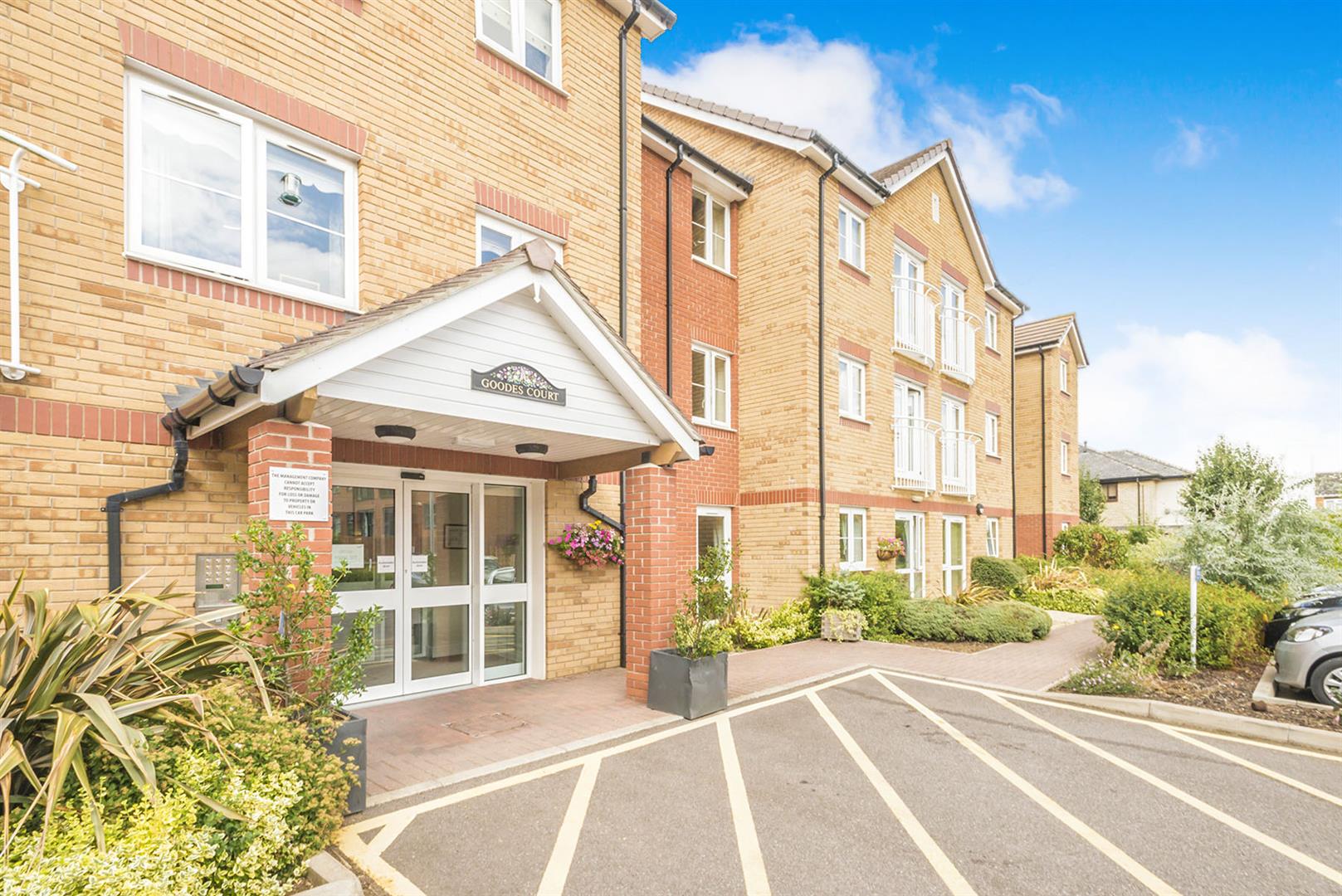 Goodes Court, Baldock Road, Royston, Herts, SG8 5FF