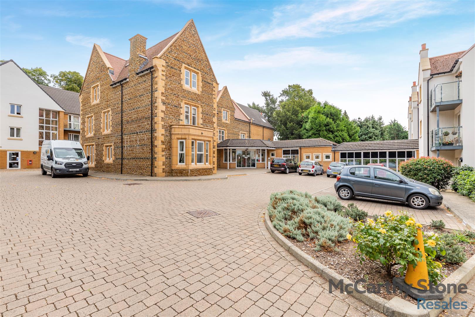 Wardington Court, Welford Road, Northampton, Northamptonshire, NN2 8FR