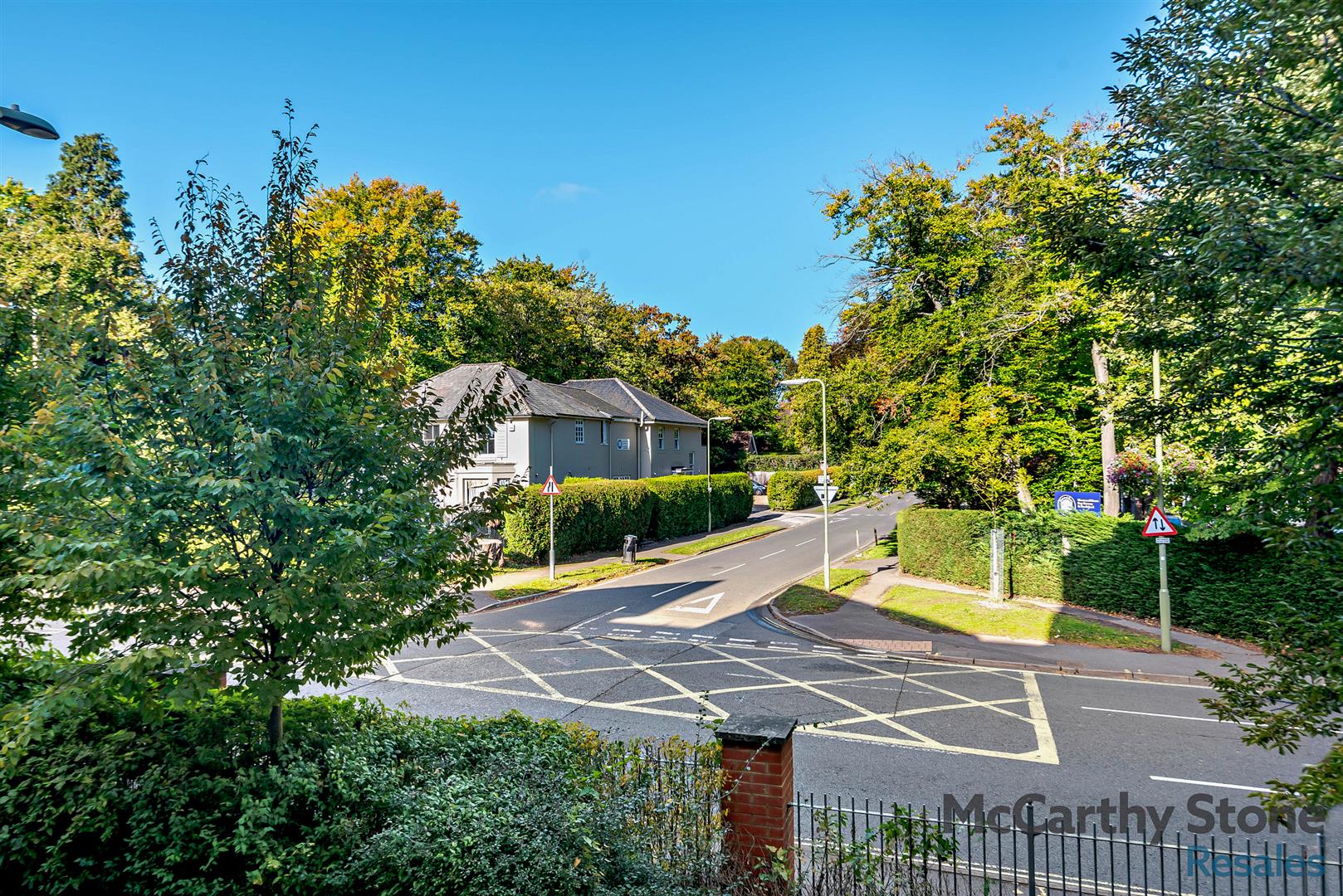 Kings Place, Fleet Road, Fleet