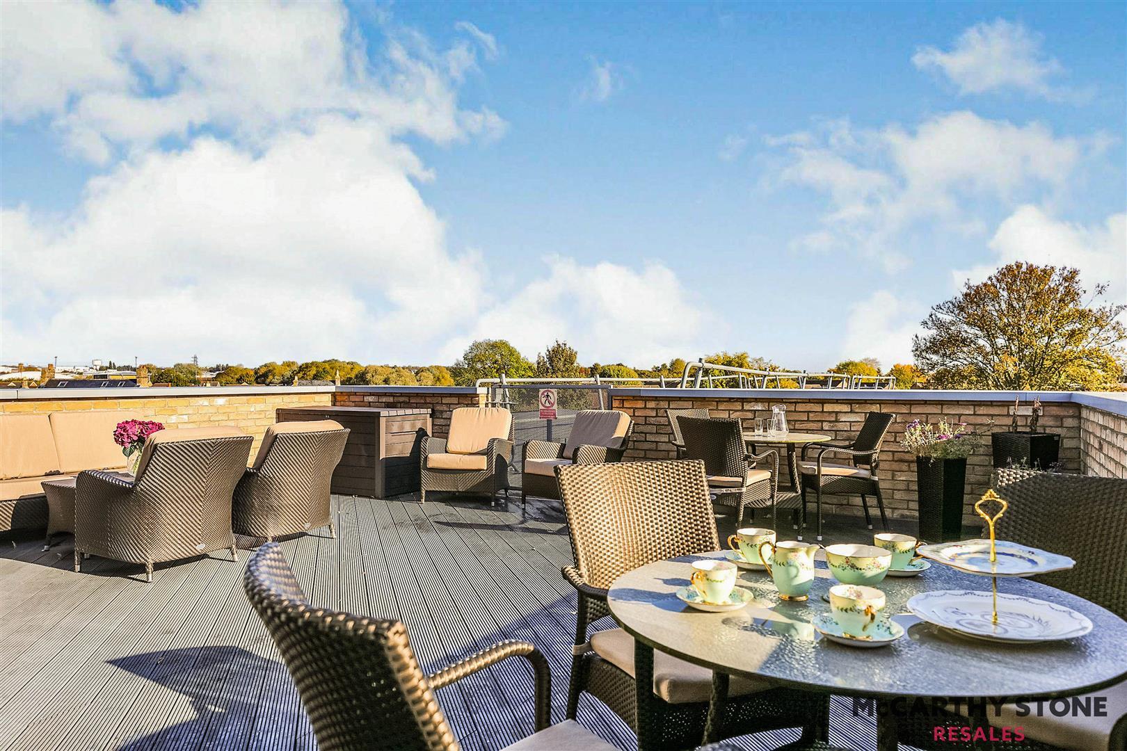 Elm Tree Court, High Street, Huntingdon