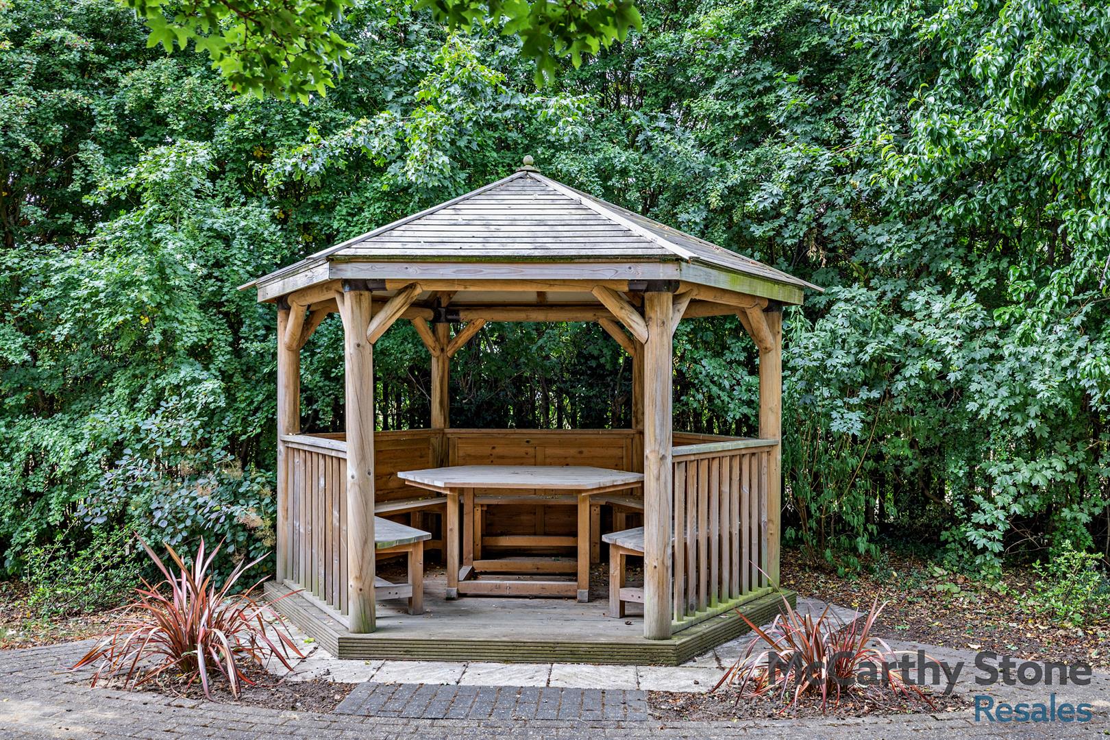 Oakhill Place, High View, Bedford, Bedfordshire, MK41 8FB