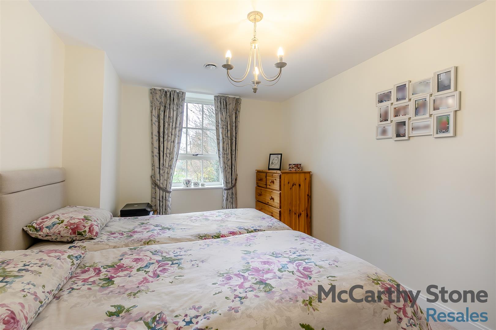 Willoughby Place, Station Road, Bourton-on-the-Water, Cheltenham, Gloucestershire, GL54 2FF