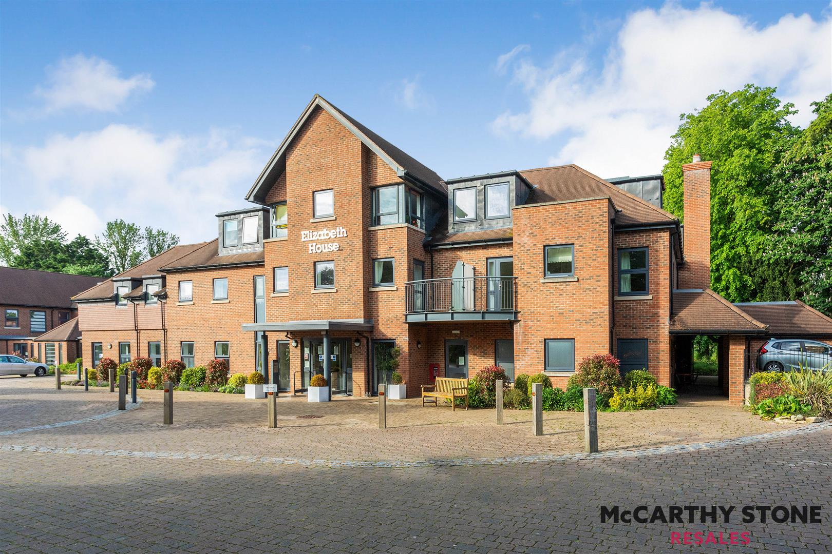 Elizabeth House, St. Giles Mews, Stony Stratford, Milton Keynes, MK11 1HT