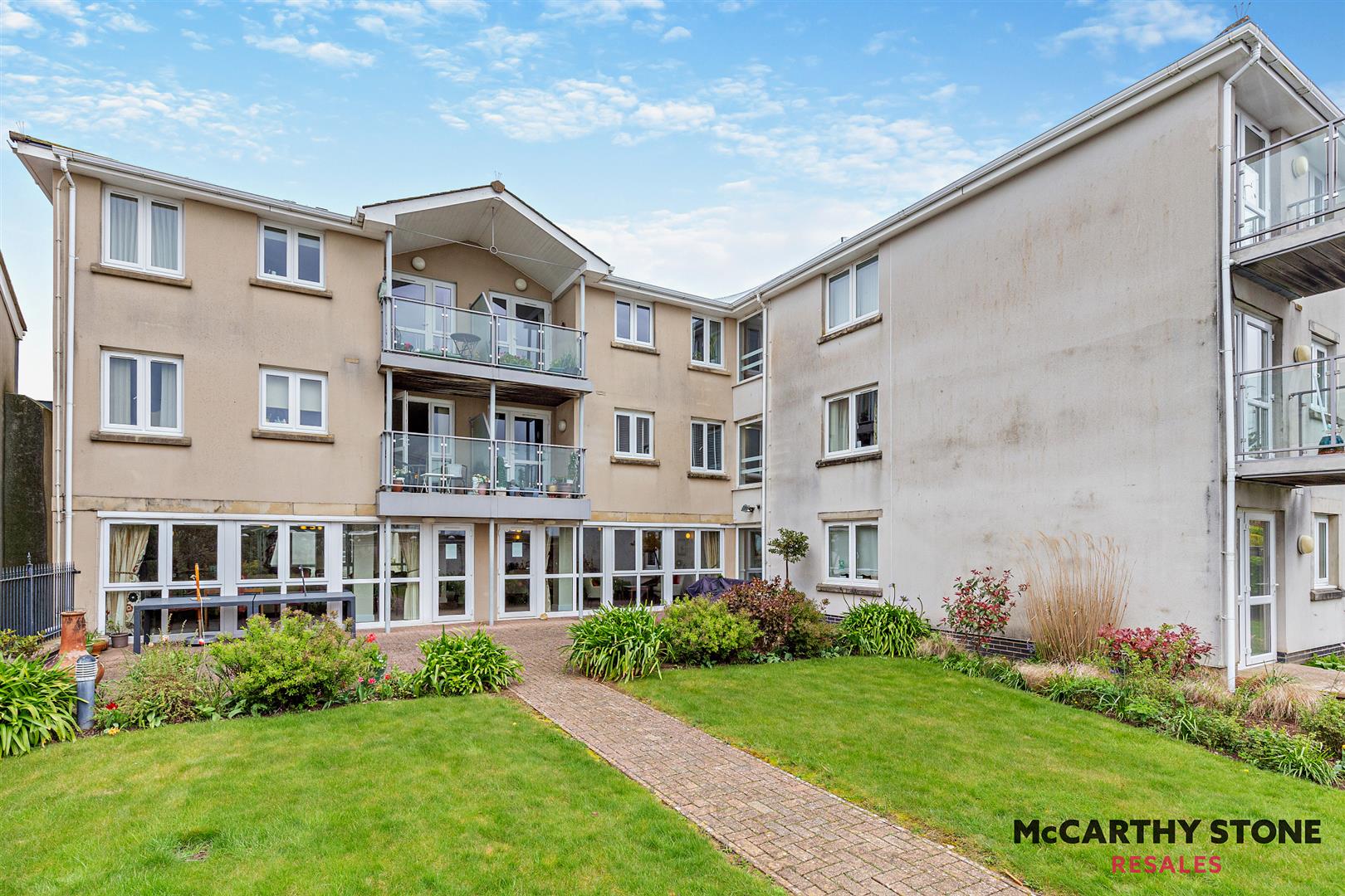 Marina Court, Mount Wise, Newquay, TR7 2EJ