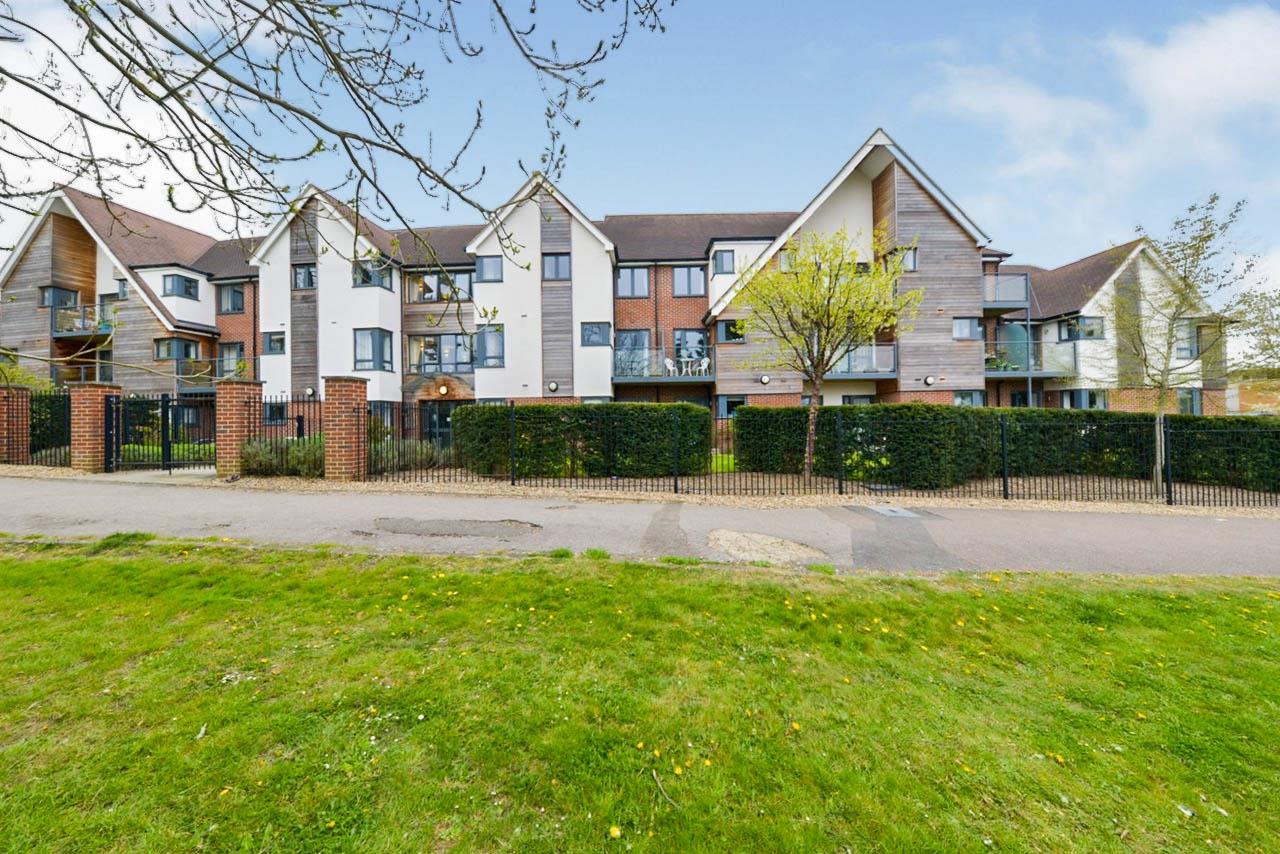 Mandeville Court, Darkes Lane, Potters Bar