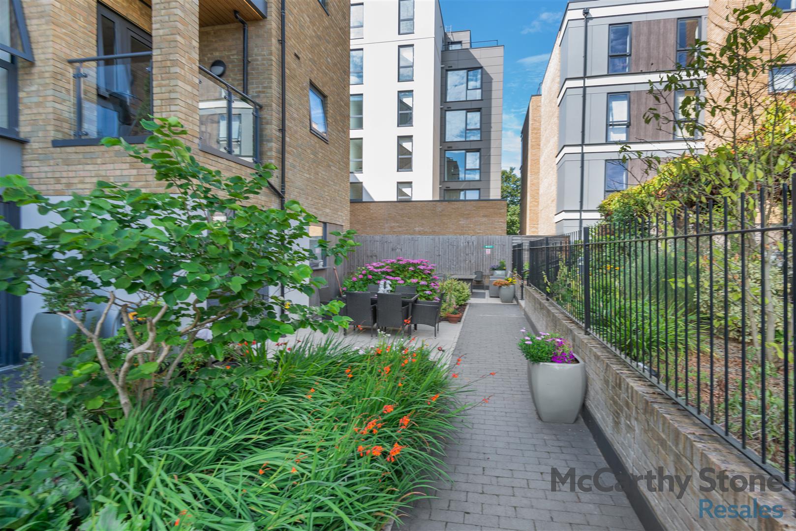 Isabella House, Hale Road, Gascoyne Way, Hertford, SG13 8EN