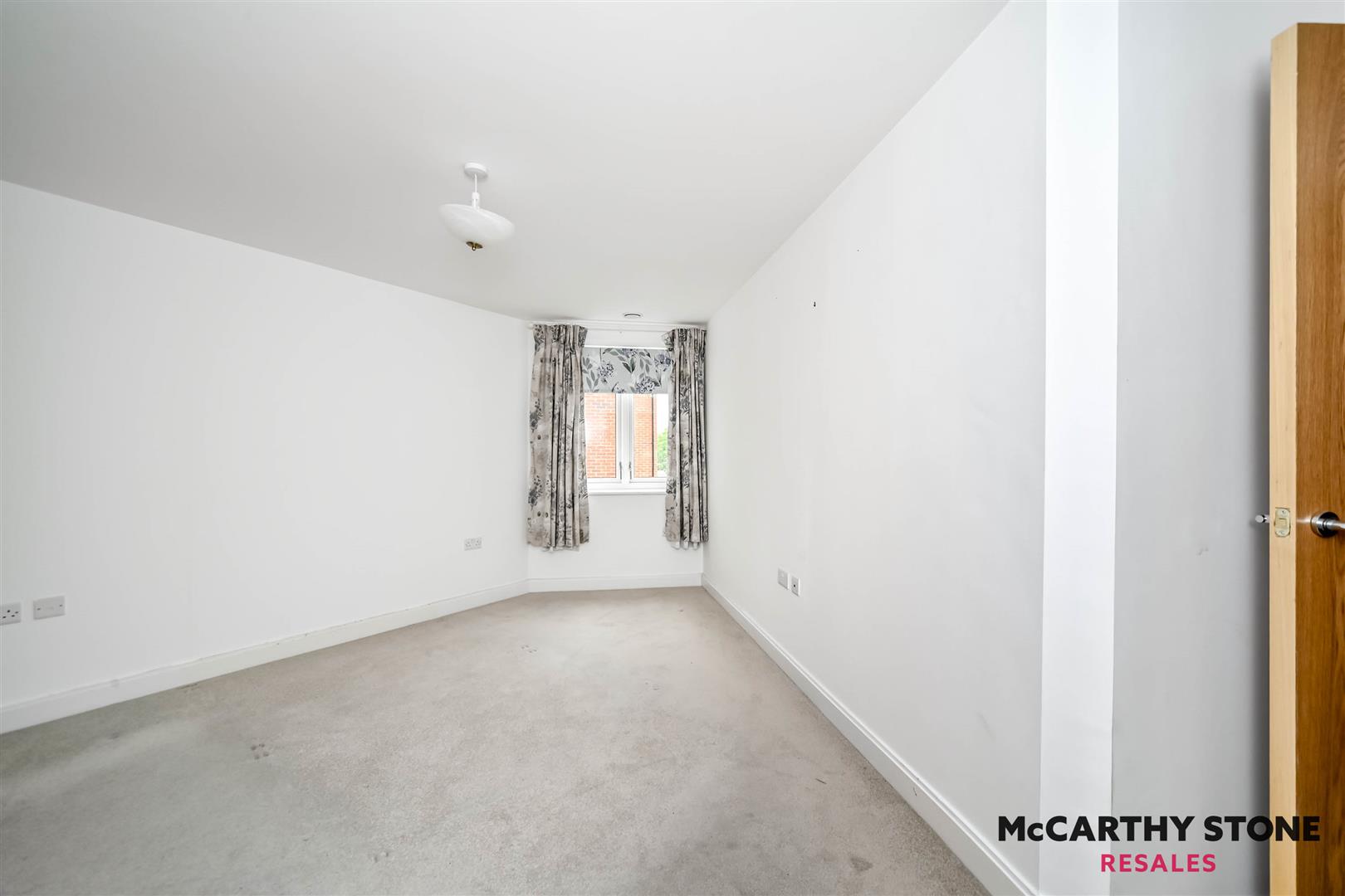 Miller Place, High View, Bedford, MK41 8EZ