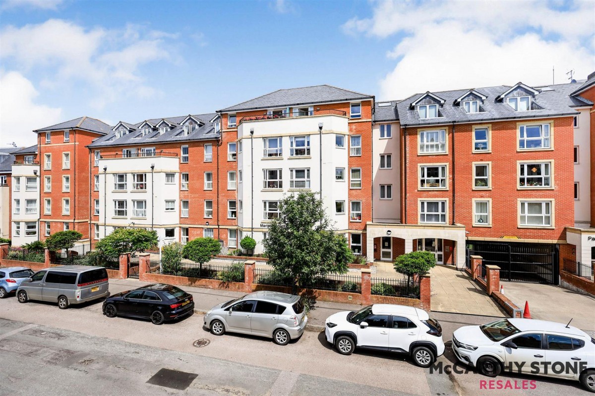 Martello Court, Jevington Gardens, Eastboure McCarthy and Stone Resales