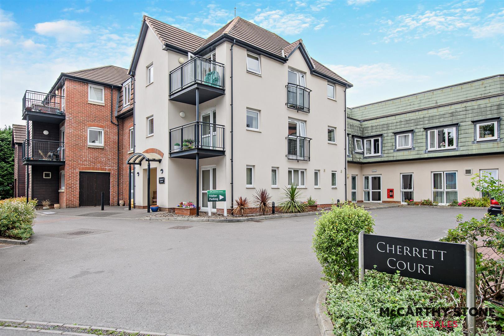 Cherret Court, Ferndown, Dorset