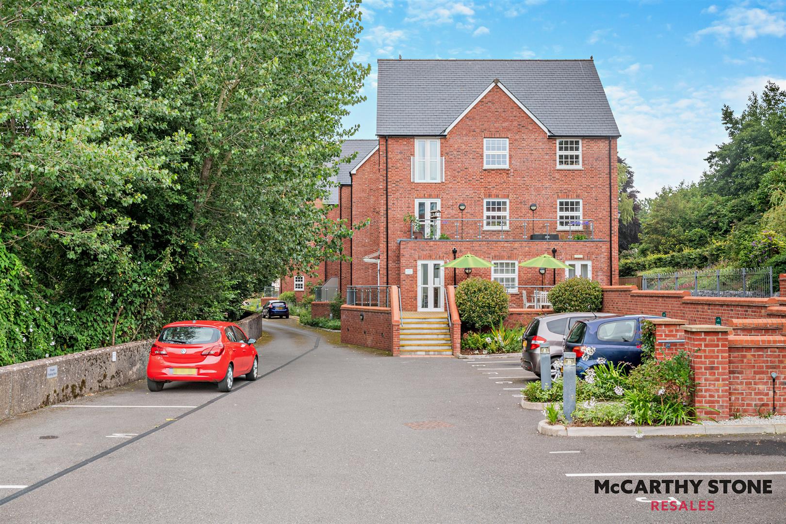 Tumbling Weir Way, Ottery St. Mary