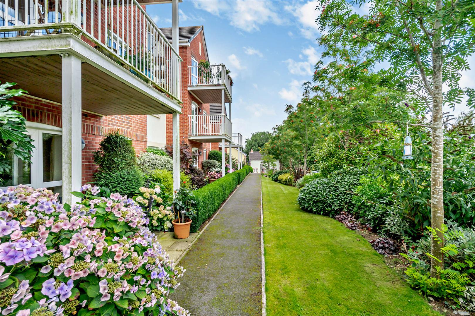 Squire Court, Raleigh Mead, South Molton Devon