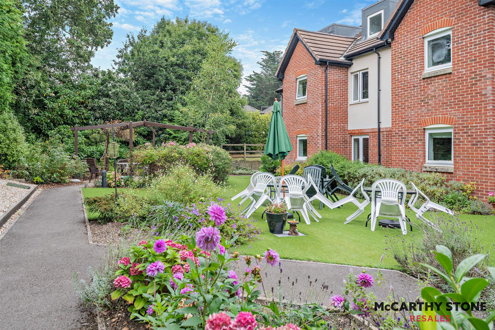 Cherrett Court, Ringwood Road, Ferndown, BH22 9FE