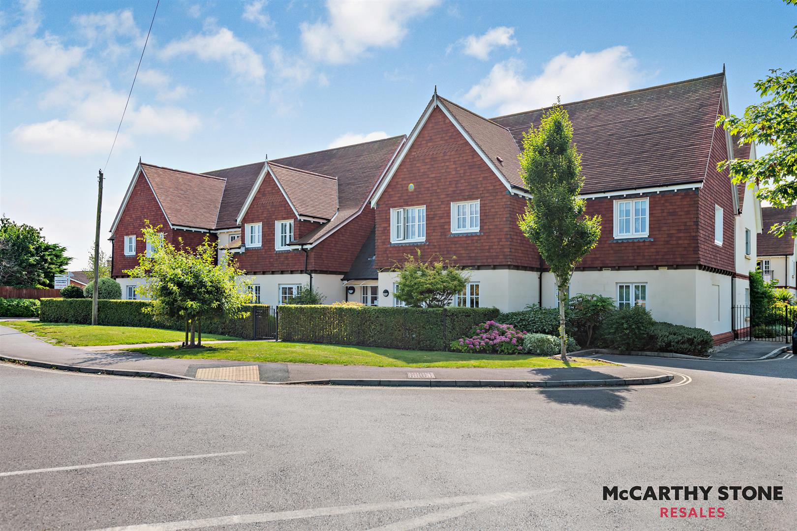 Cornmantle Court, Parsonage Barn Lane, Ringwood, Hampshire, BH24 1WJ