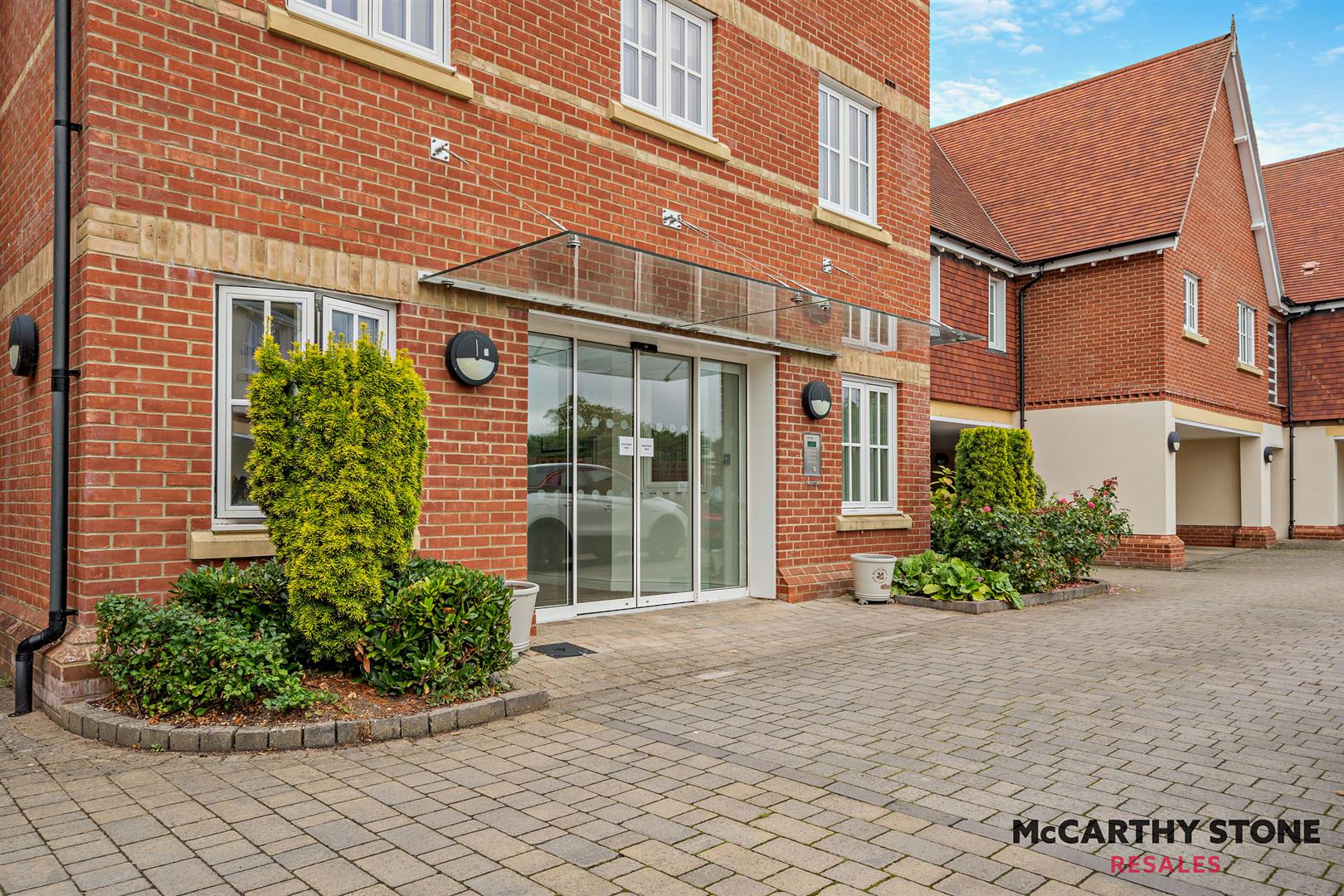 Cornmantle Court, 2 Parsonage Barn Lane, Ringwood