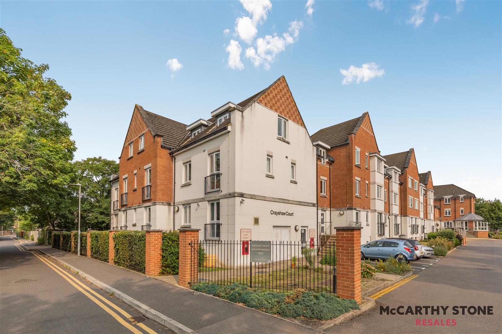 Abbotsmead Place, Caversham, Reading