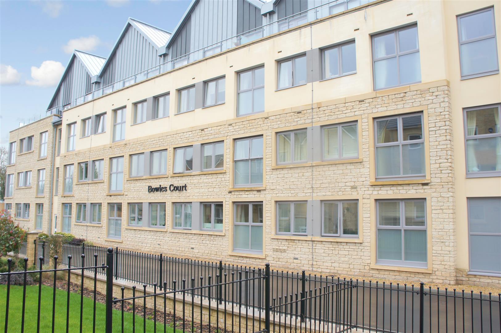 Bowles Court, Chippenham