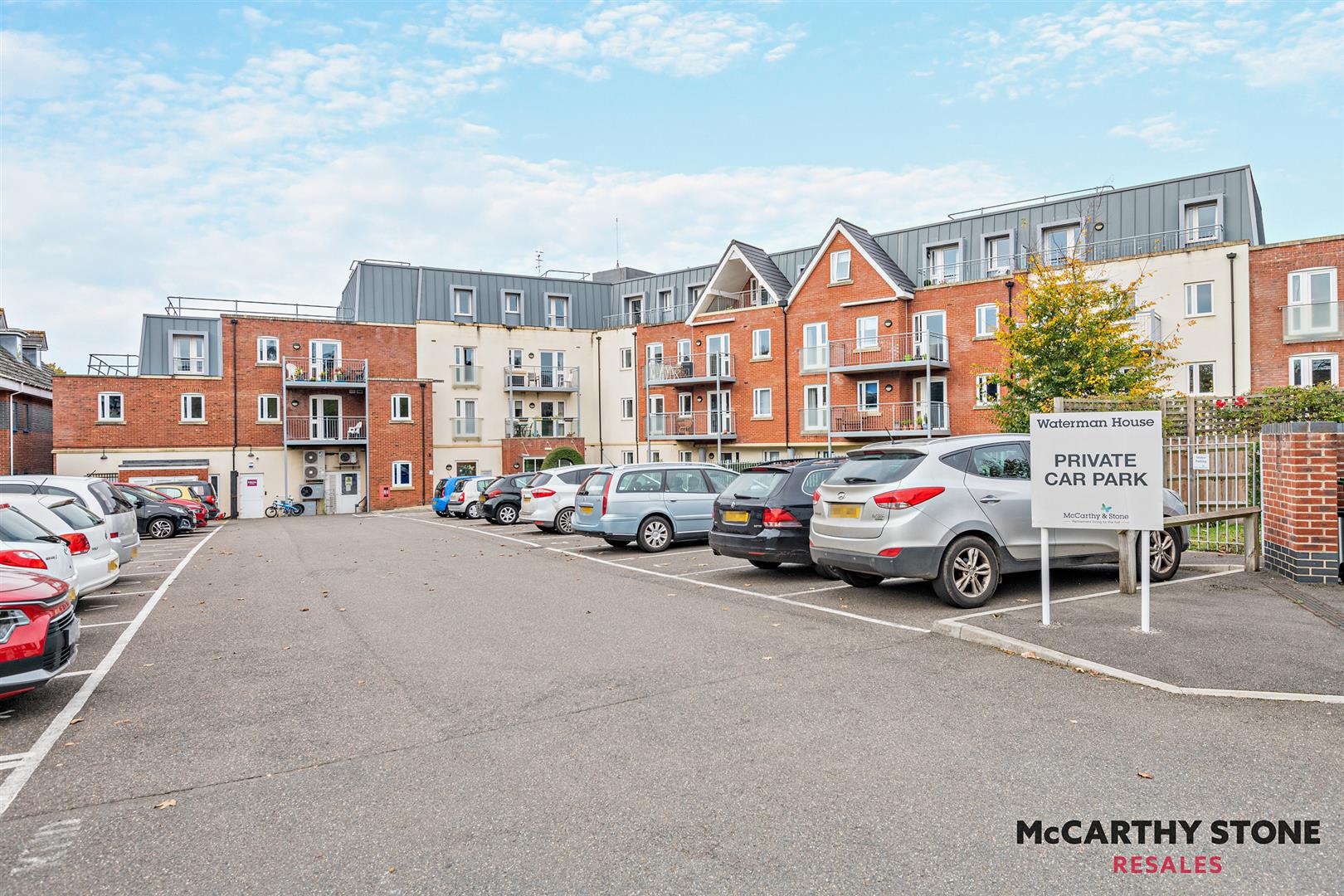 Macaulay Road, Broadstone, Dorset, BH18 8AR
