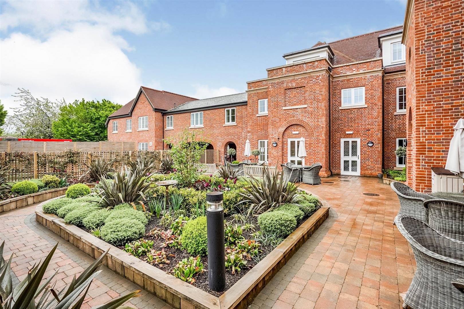 59-61 The Broadway, Amersham, Buckinghamshire