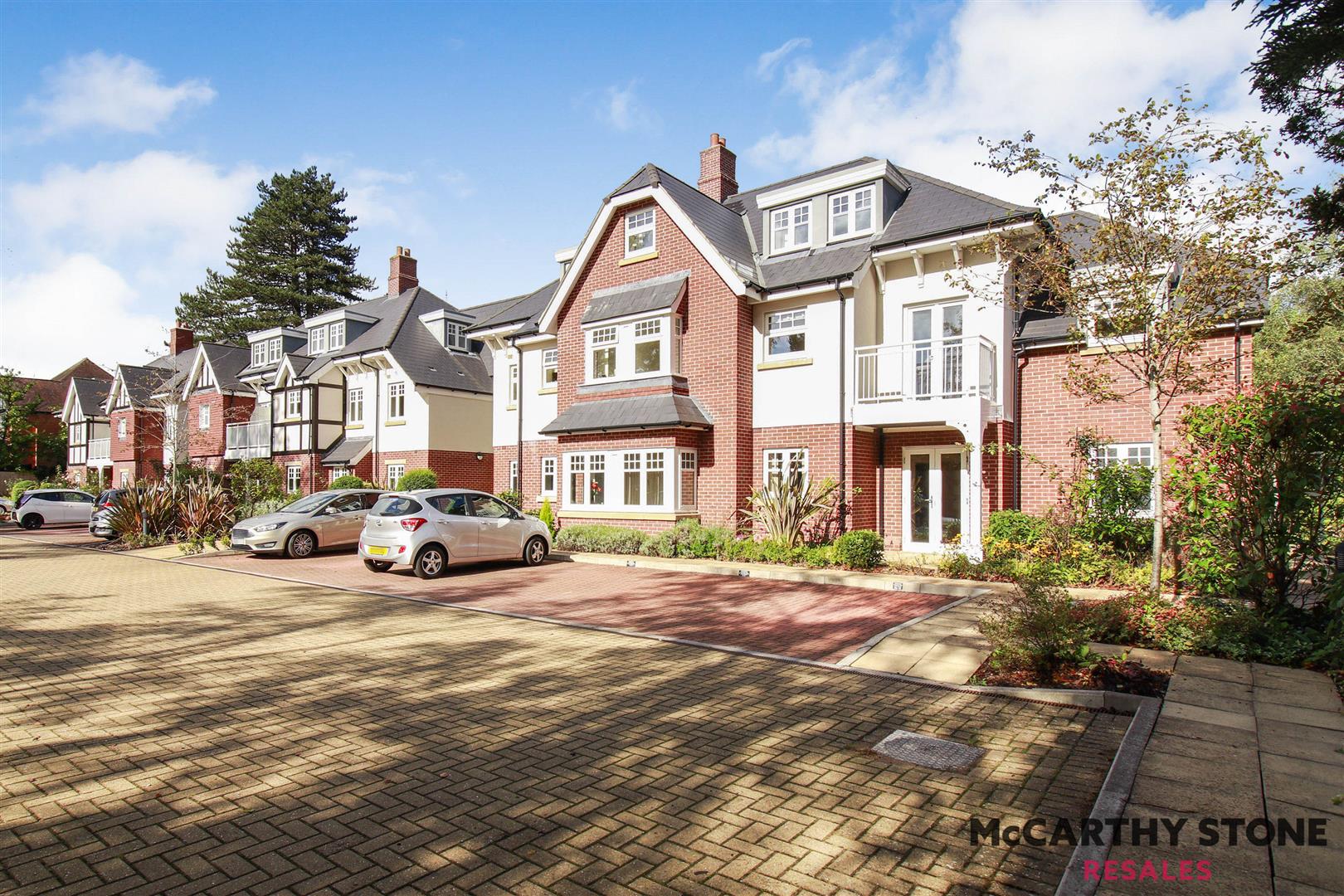 Brueton Place, 218 - 220 Blossomfield Road, Solihull, West Midlands, B91 1PT