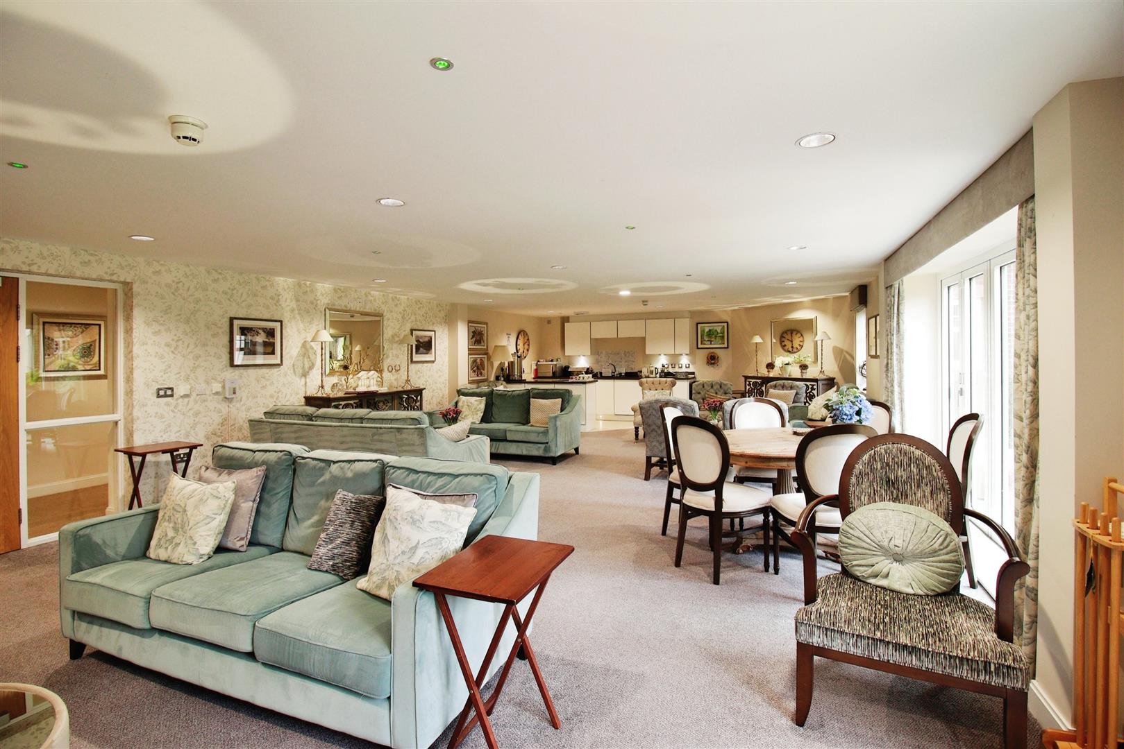 Brueton Place, 218 - 220 Blossomfield Road, Solihull, West Midlands, B91 1PT