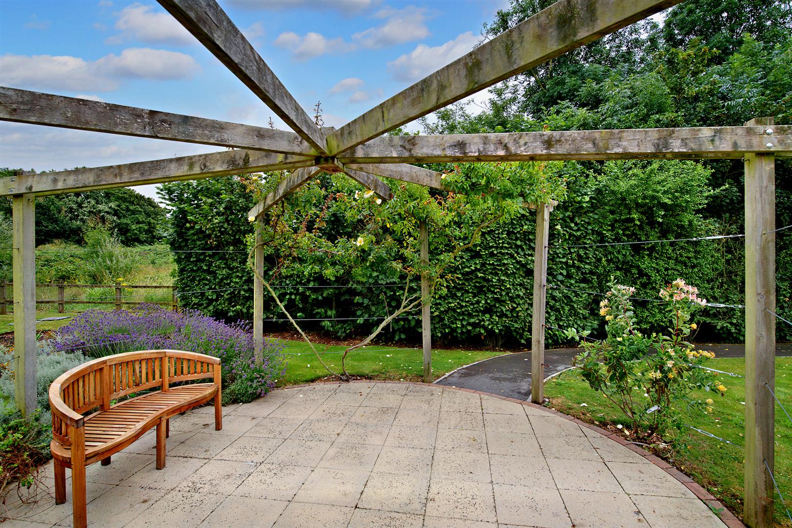 Ellisfields Court, Mount St, Taunton, TA1 3SS