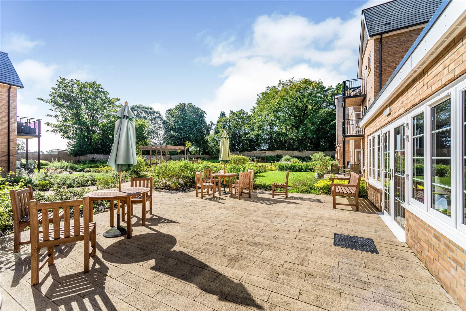 Fern Court, Gower Road, Sketty, Swansea, SA2 9BH