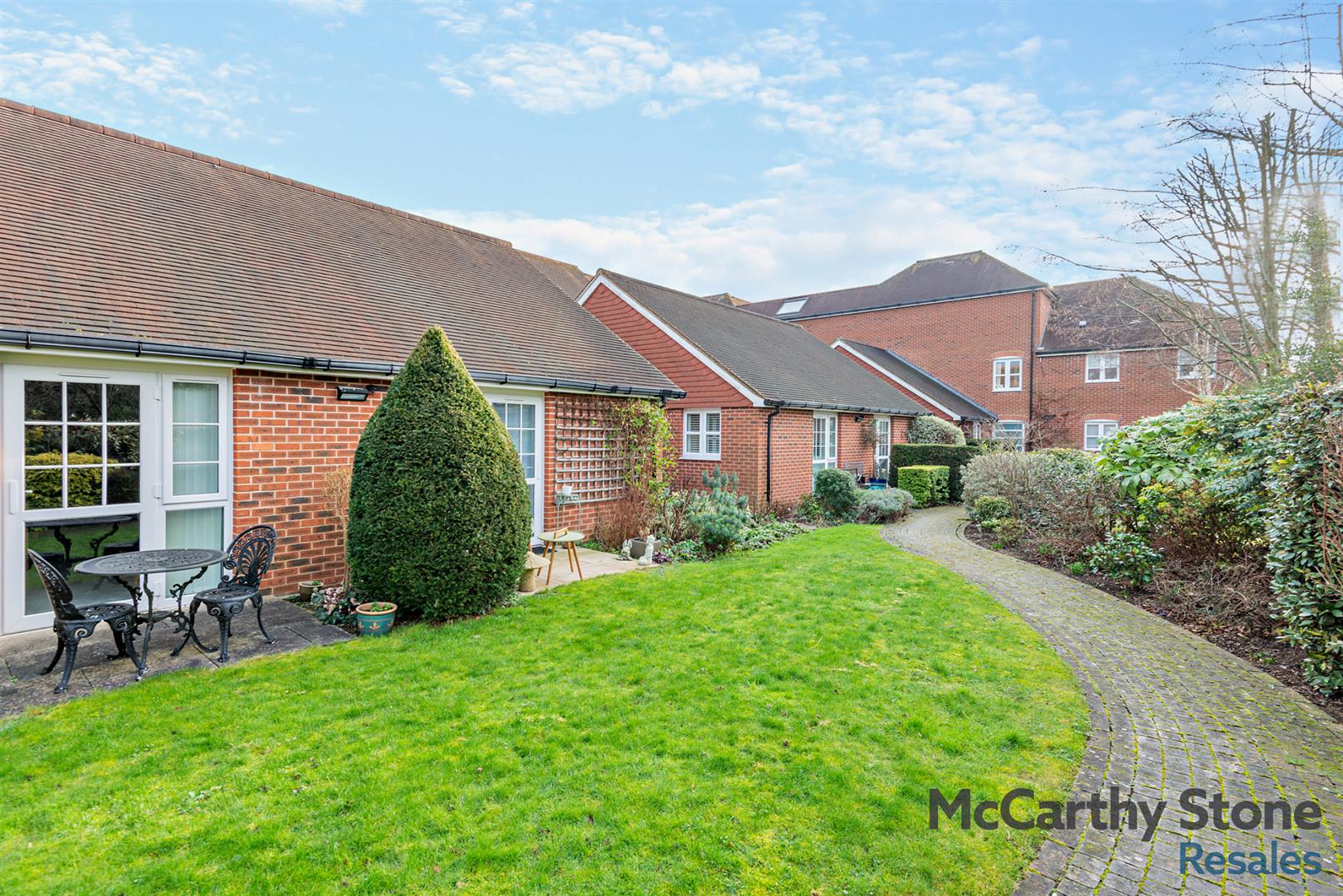 Stewart Court, High Street, Epping