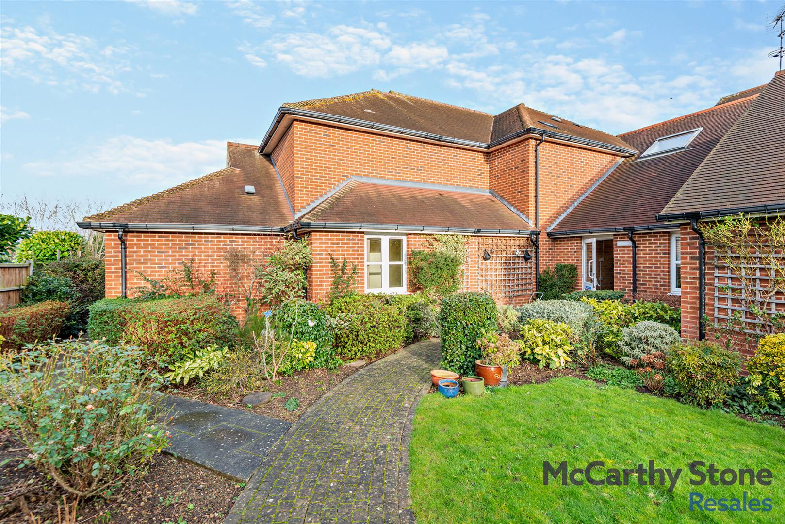 Stewart Court, High Street, Epping