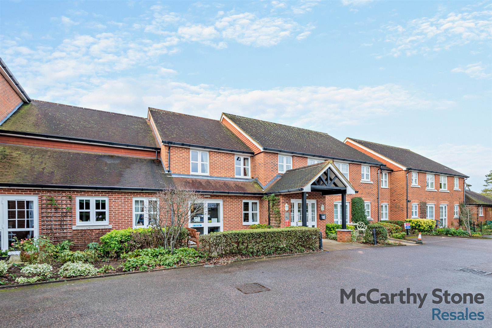 Stewart Court, High Street, Epping
