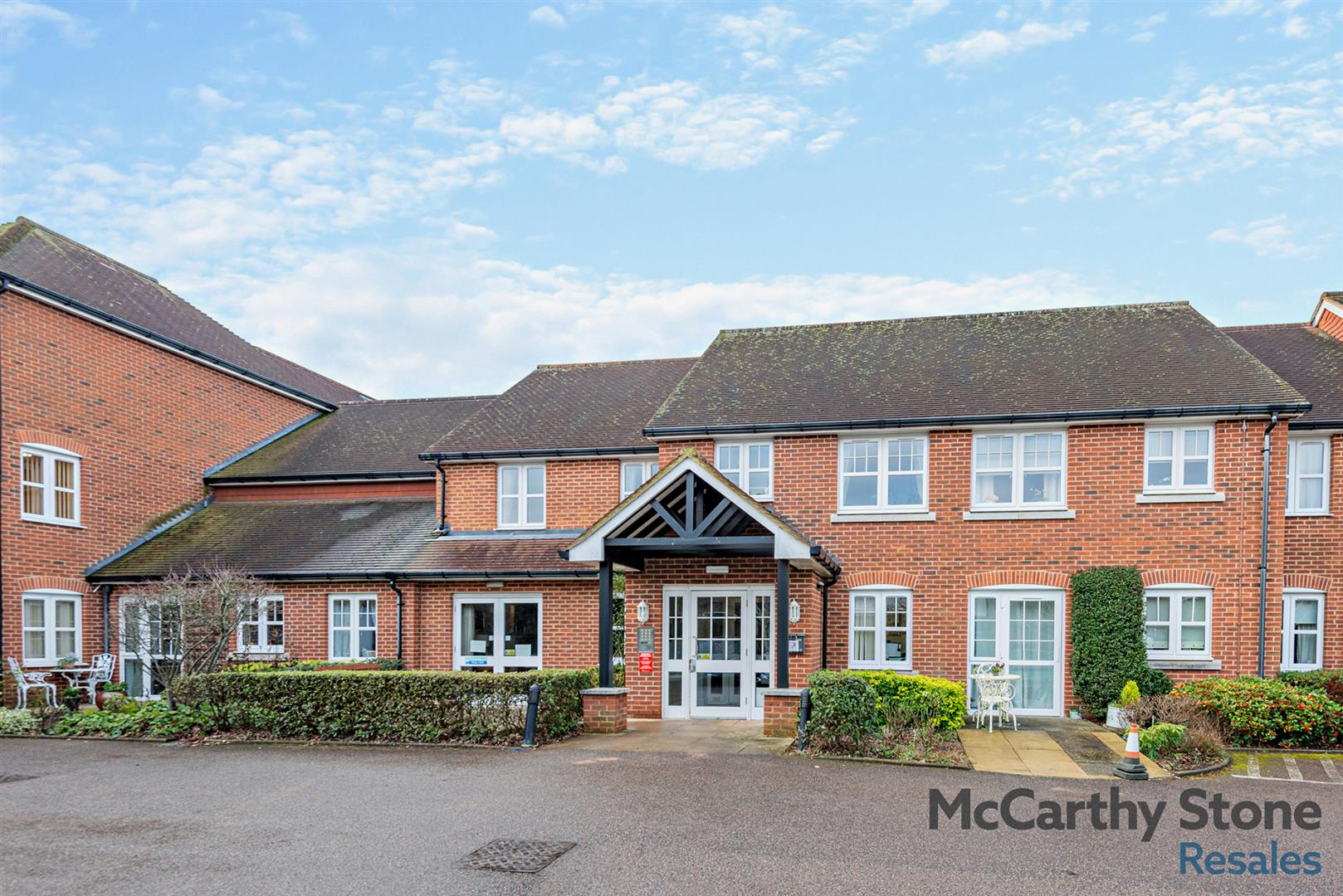 Stewart Court, High Street, Epping