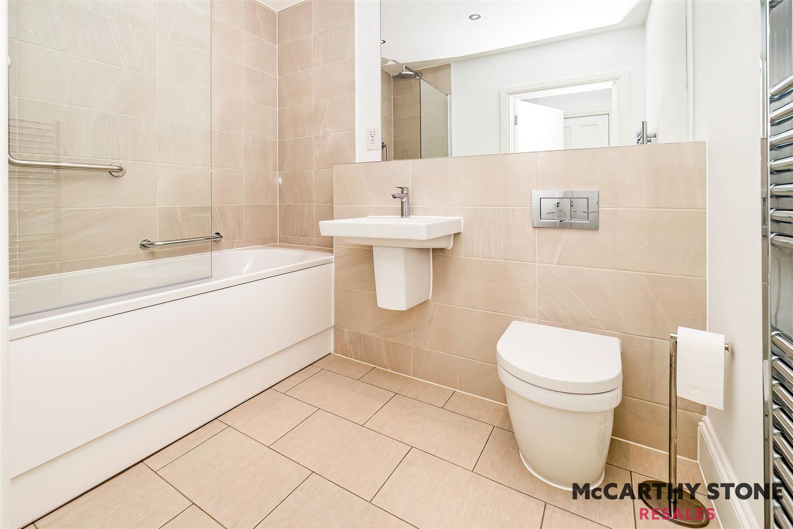 The Cloisters, High Street, Great Missenden, HP16 0AA
