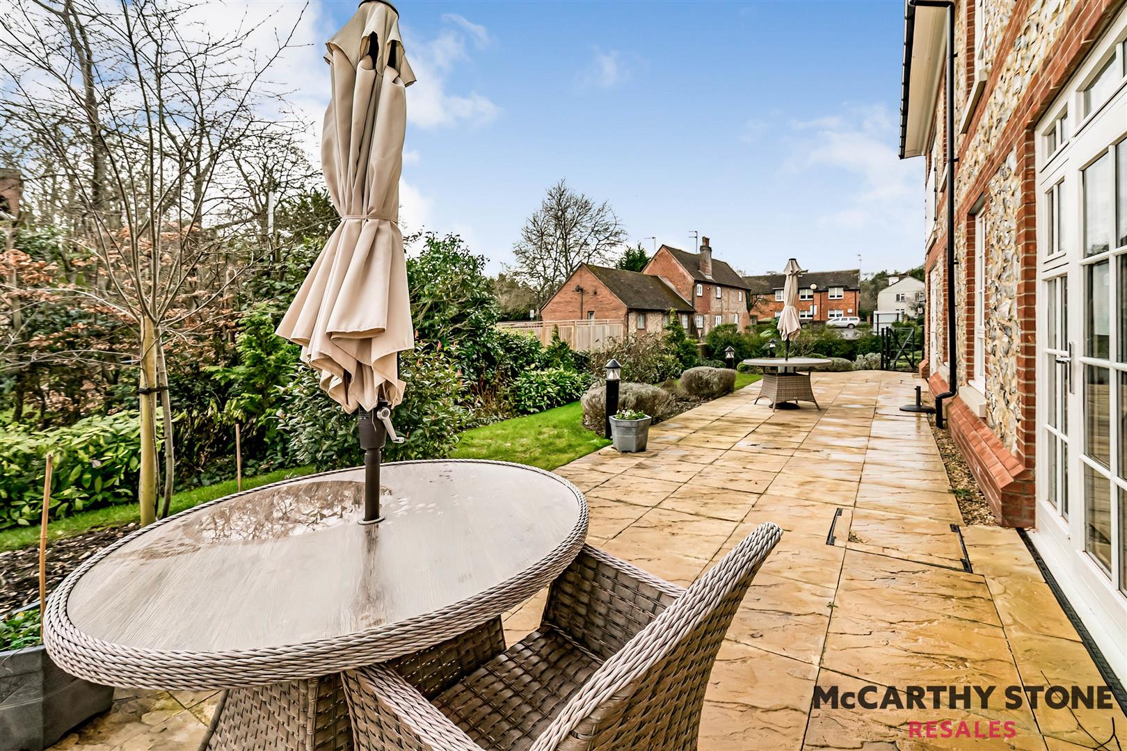 The Cloisters, High Street, Great Missenden, HP16 0AA