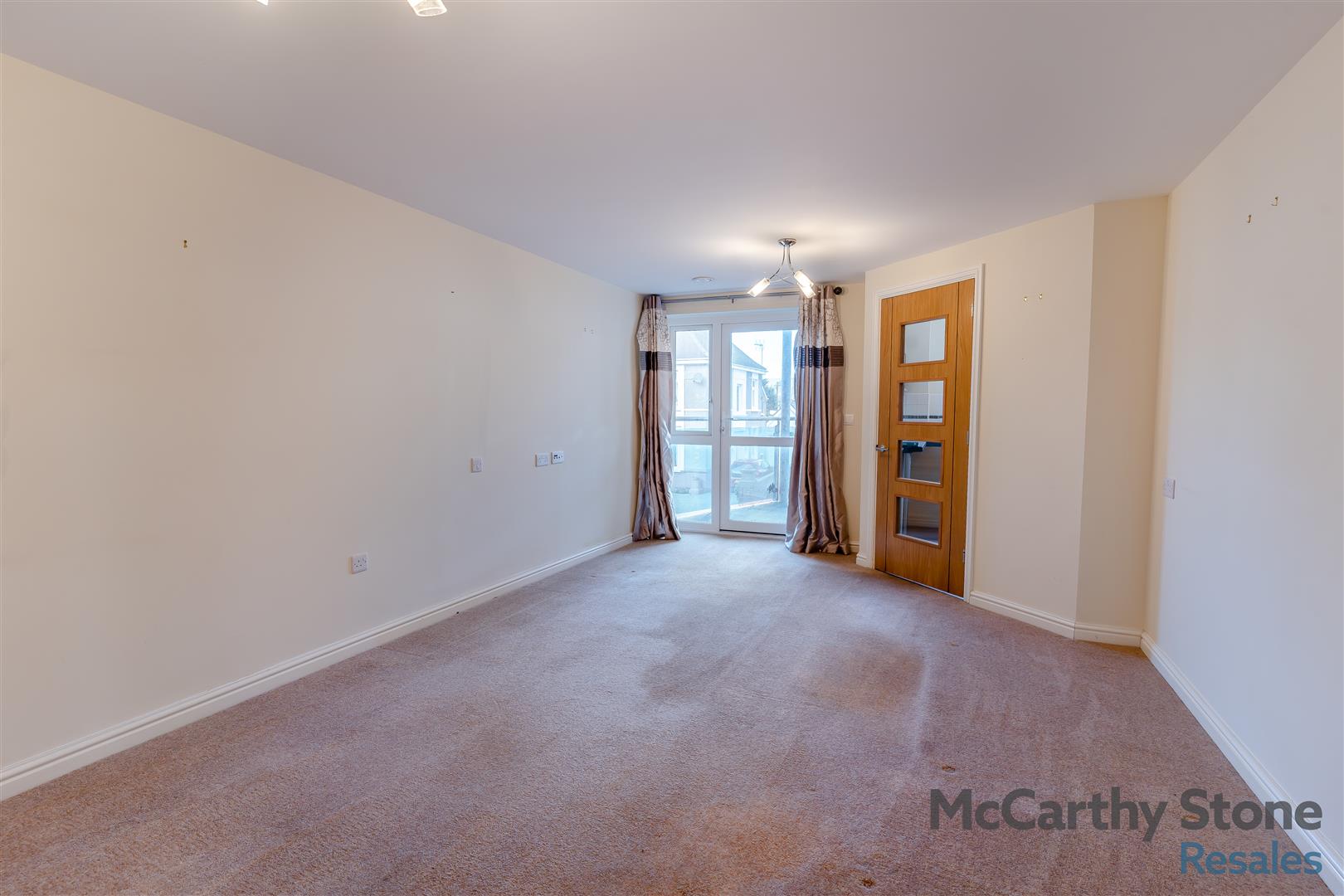 Middleton Court, Picton Avenue, Porthcawl CF36 3BF