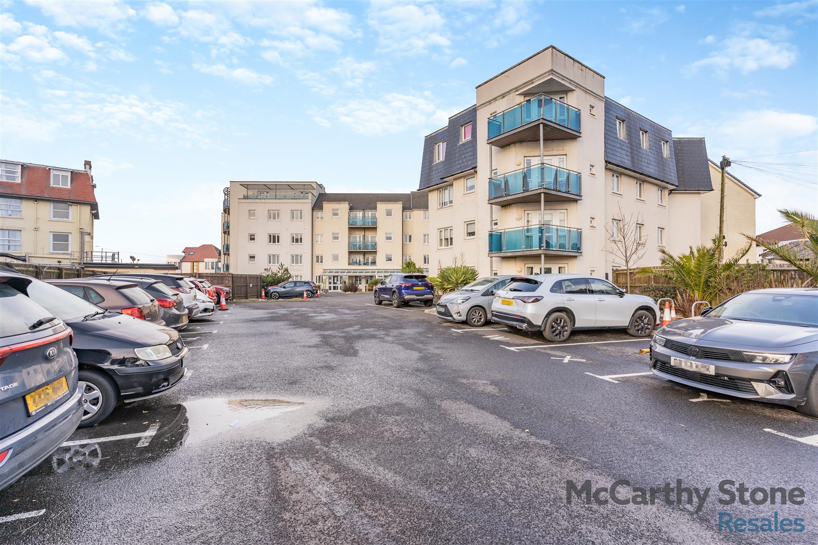 Middleton Court, Picton Avenue, Porthcawl CF36 3BF