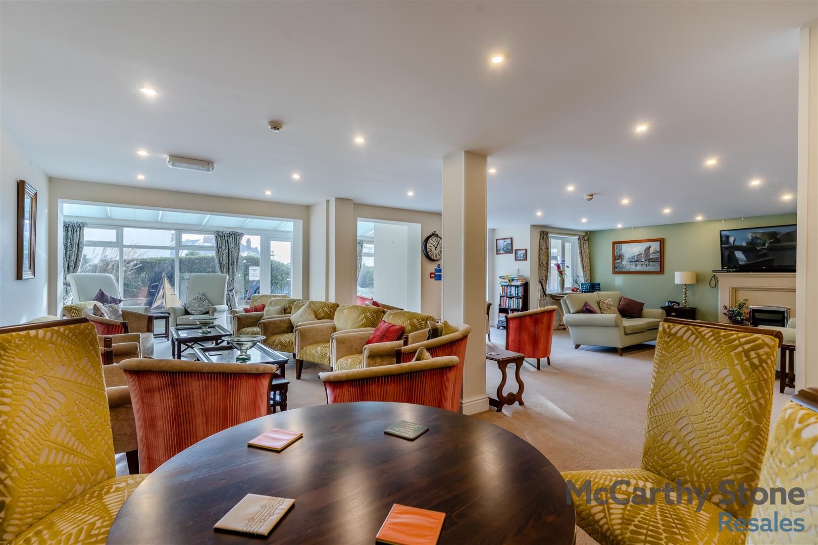 Middleton Court, Picton Avenue, Porthcawl CF36 3BF