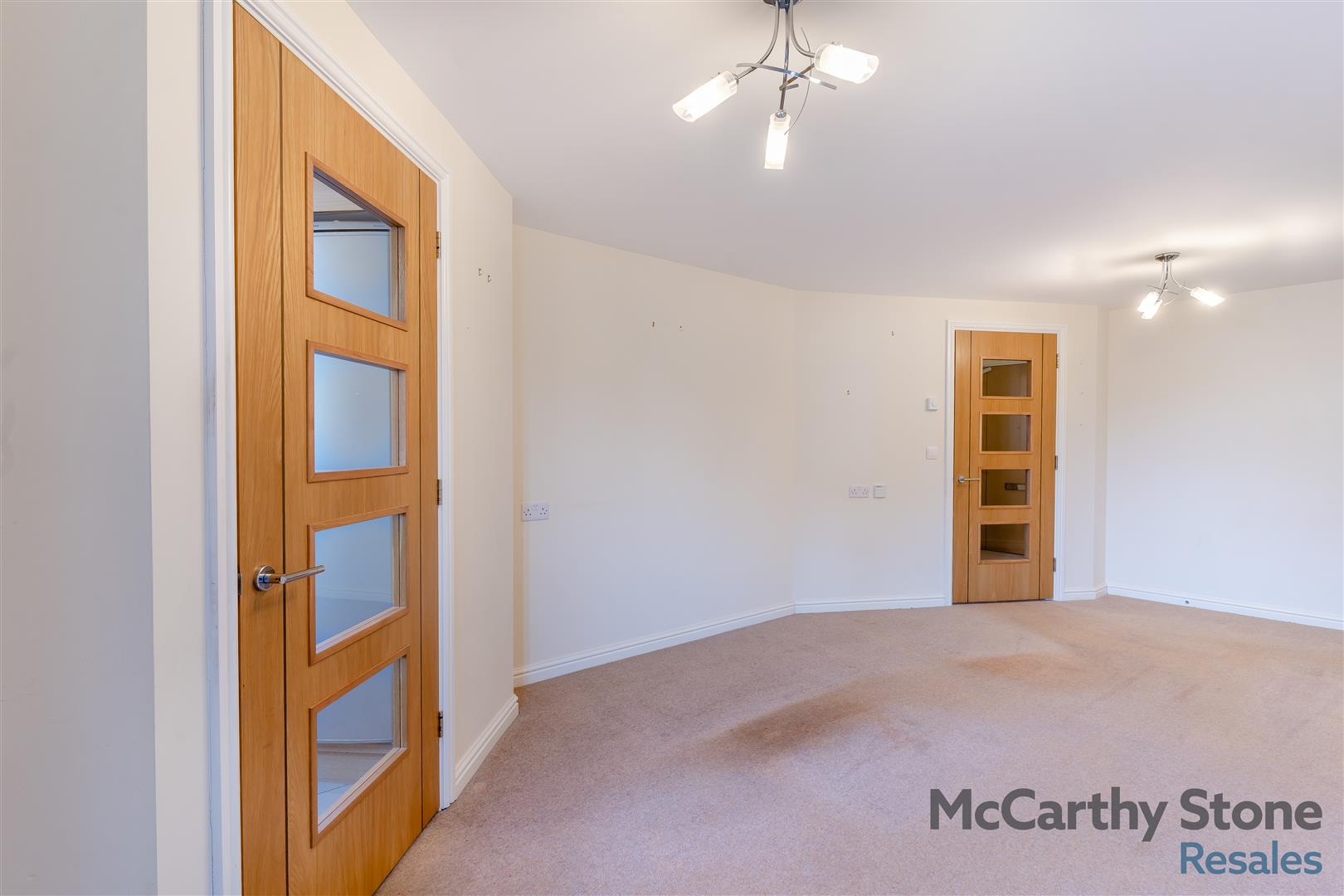 Middleton Court, Picton Avenue, Porthcawl CF36 3BF